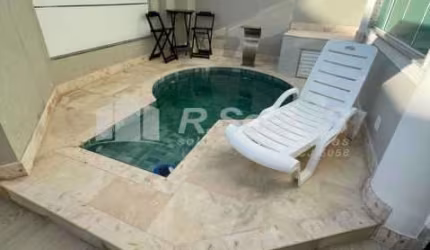 Casa em condomínio fechado com 3 quartos à venda na Avenida Carlos Pontes, Jardim Sulacap, Rio de Janeiro, 250 m2 por R$ 890.000
