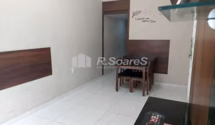 Apartamento com 3 quartos à venda na Rua Silva Pinto, Vila Isabel, Rio de Janeiro, 85 m2 por R$ 320.000