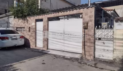 Casa com 2 quartos à venda na Travessa Hercílio Luz, Turiaçu, Rio de Janeiro, 80 m2 por R$ 290.000