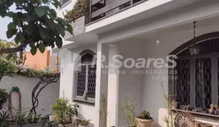 Casa com 5 quartos à venda na Rua Alagoinha, Jardim Sulacap, Rio de Janeiro, 219 m2 por R$ 998.000