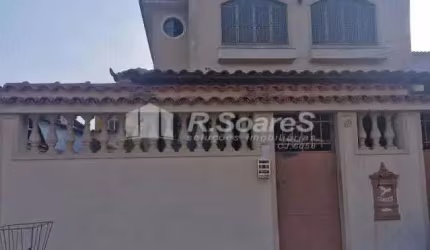 Casa com 4 quartos à venda na Rua Alfredo Couto, Guadalupe, Rio de Janeiro, 248 m2 por R$ 380.000