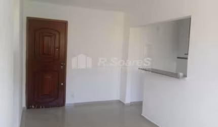 Apartamento com 2 quartos à venda na Rua Otton da Fonseca, Jardim Sulacap, Rio de Janeiro, 53 m2 por R$ 195.000