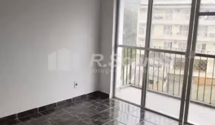 Apartamento com 2 quartos à venda na Rua Bárbara Heliodora, Jardim Sulacap, Rio de Janeiro, 60 m2 por R$ 230.000