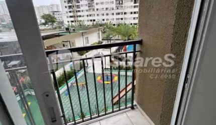 Apartamento com 2 quartos à venda na Avenida Dom Hélder Câmara, Del Castilho, Rio de Janeiro, 48 m2 por R$ 400.000