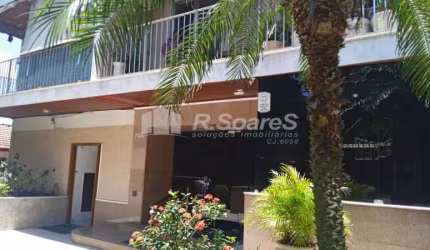 Apartamento com 2 quartos à venda na Rua Namur, Vila Valqueire, Rio de Janeiro, 84 m2 por R$ 300.000