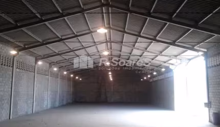 Barracão / Galpão / Depósito para alugar na Avenida Nilo Peçanha, Rocha Sobrinho, Mesquita, 900 m2 por R$ 20.000