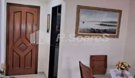 Apartamento com 2 quartos à venda na Rua Guilherme Francisco Cruz, Jardim Sulacap, Rio de Janeiro, 52 m2 por R$ 240.000