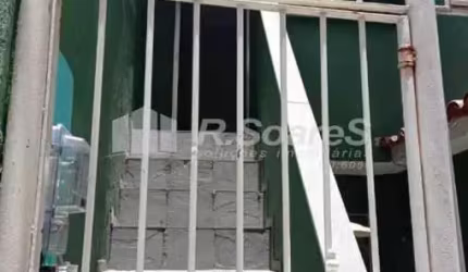 Casa com 2 quartos à venda na Rua João Pessoa, Olinda, Nilópolis, 65 m2 por R$ 200.000