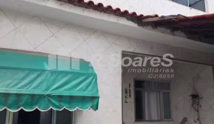 Casa com 3 quartos à venda na Rua Tabelião Luiz Guarana, Realengo, Rio de Janeiro, 189 m2 por R$ 350.000