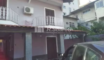 Casa com 3 quartos à venda na Travessa Pinto Teles, Campinho, Rio de Janeiro, 300 m2 por R$ 400.000