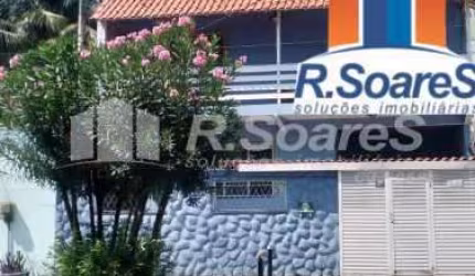 Casa com 3 quartos à venda na Rua Luís Beltrão, Vila Valqueire, Rio de Janeiro, 233 m2 por R$ 550.000