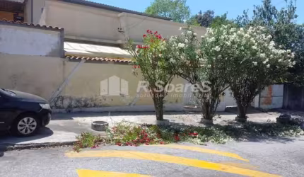 Casa com 4 quartos à venda na Rua General Cláudio, Marechal Hermes, Rio de Janeiro, 170 m2 por R$ 800.000