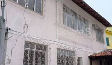 Casa com 4 quartos para alugar na Rua Boiaca, Bento Ribeiro, Rio de Janeiro, 180 m2 por R$ 2.250