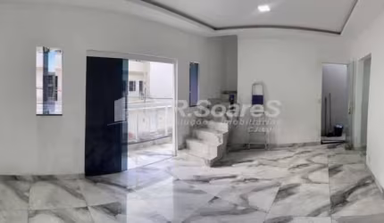Casa em condomínio fechado com 2 quartos à venda na Avenida Carlos Pontes, Jardim Sulacap, Rio de Janeiro, 120 m2 por R$ 225.000