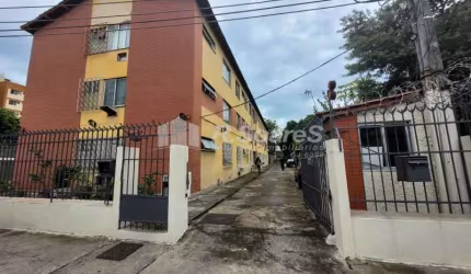 Apartamento com 2 quartos à venda na Rua Pinto Teles, Praça Seca, Rio de Janeiro, 56 m2 por R$ 165.000