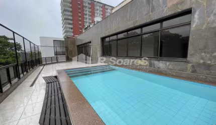 Apartamento com 4 quartos para alugar na Avenida Comandante Júlio de Moura, Barra da Tijuca, Rio de Janeiro, 418 m2 por R$ 14.000