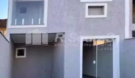 Casa em condomínio fechado com 2 quartos à venda na Estrada Mirandela, Centro, Nilópolis, 74 m2 por R$ 250.000