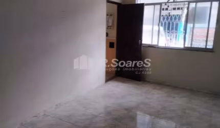 Apartamento com 2 quartos à venda na Rua General Salgado dos Santos, Guadalupe, Rio de Janeiro, 52 m2 por R$ 140.000