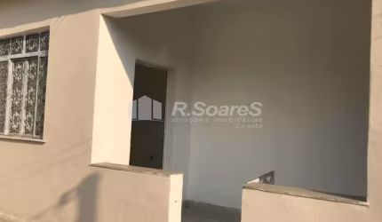 Casa em condomínio fechado com 2 quartos à venda na Rua Temistocles Sávio, Magalhães Bastos, Rio de Janeiro, 150 m2 por R$ 350.000