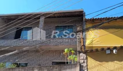 Casa em condomínio fechado com 3 quartos à venda na Rua Guaranésia, Vila Valqueire, Rio de Janeiro, 281 m2 por R$ 380.000
