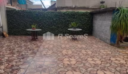 Casa com 2 quartos à venda na Rua Paulicéia, Guadalupe, Rio de Janeiro, 120 m2 por R$ 650.000