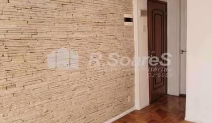 Apartamento com 2 quartos à venda na Rua Agostinho Barbalho, Madureira, Rio de Janeiro, 68 m2 por R$ 260.000
