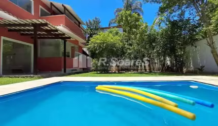 Casa em condomínio fechado com 4 quartos à venda na Estrada do Sacarrão, Vargem Grande, Rio de Janeiro, 206 m2 por R$ 930.000