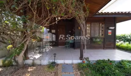 Casa em condomínio fechado com 2 quartos à venda na Rua Paulo José Mahfud, Vargem Pequena, Rio de Janeiro, 70 m2 por R$ 440.000