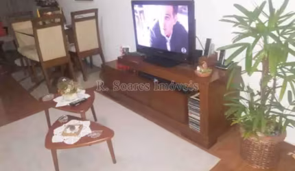 Apartamento com 2 quartos à venda na Rua Desembargador Izidro, Tijuca, Rio de Janeiro, 74 m2 por R$ 450.000
