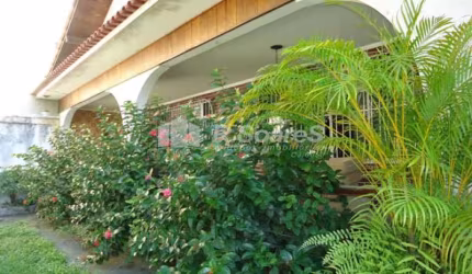 Casa com 3 quartos à venda na Rua das Rosas, Vila Valqueire, Rio de Janeiro, 690 m2 por R$ 1.400.000
