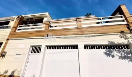 Casa em condomínio fechado com 3 quartos à venda na Rua Arcozelo, Vila Valqueire, Rio de Janeiro, 272 m2 por R$ 1.150.000