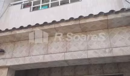 Casa com 2 quartos à venda na Rua Pereira de Figueiredo, Oswaldo Cruz, Rio de Janeiro, 70 m2 por R$ 320.000