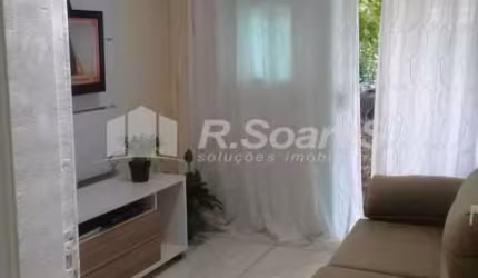 Casa em condomínio fechado com 2 quartos à venda na Rua Lençóis Paulista, Realengo, Rio de Janeiro, 78 m2 por R$ 270.000