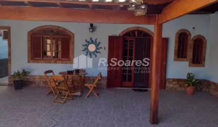 Casa com 3 quartos à venda na Rua Reis e Silva, Realengo, Rio de Janeiro, 164 m2 por R$ 330.000