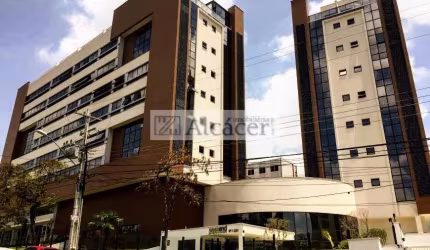 Apartamento com 1 quarto  para alugar, 40.00 m2 por R$3000.00  - Juveve - Curitiba/PR