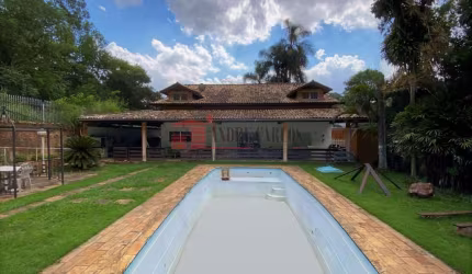 Casa em Chácara dos Junqueiras  -  Carapicuíba (cod. 800)