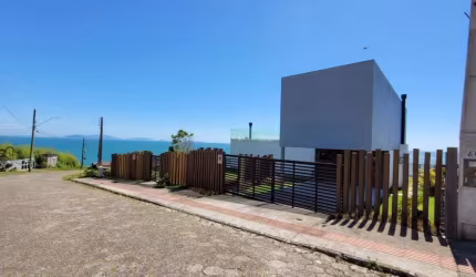 Casa Alto Padrão em Garopaba, vista mar