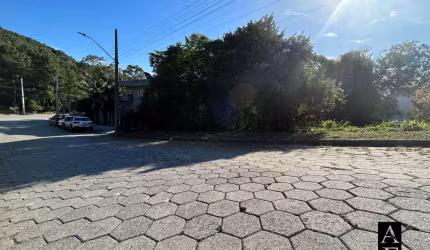 Terreno no Centro de Garopaba/SC