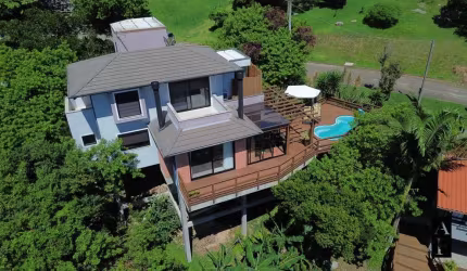 Casa Alto Padrão em Garopaba