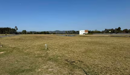 Terreno em Condomínio à Venda