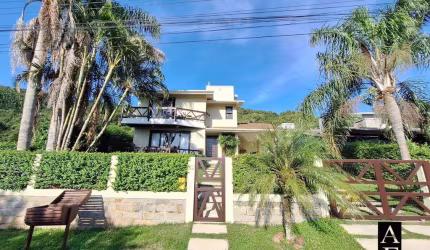 Casa no centro de Garopaba
