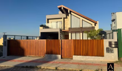 Casa em Garopaba de alto padrão com vista ao mar