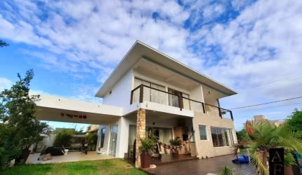 Casa à venda em Garopaba/SC