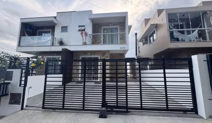 Casa para alugar no bairro Ambrósio - Garopaba/SC