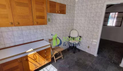 Casa com 3 dormitórios à venda, 200 m² por R$ 380.000 - Vila Castelo Branco - Campinas/SP
