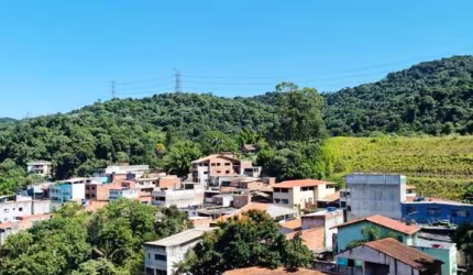 Terreno à venda na Vila Irmãos Arnoni, São Paulo  por R$ 180.000