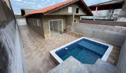 Casa com 2 quartos à venda no Balneário Yuri, Itanhaém , 80 m2 por R$ 320.000