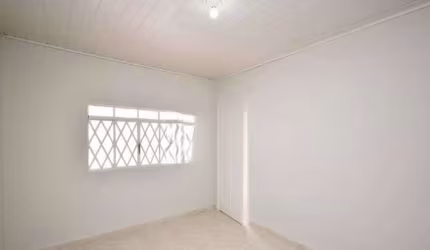Casa para locação na Parada Inglesa em SP: 2 quartos, 1 banheiro e 90m² de área. Aproveite essa oportunidade!