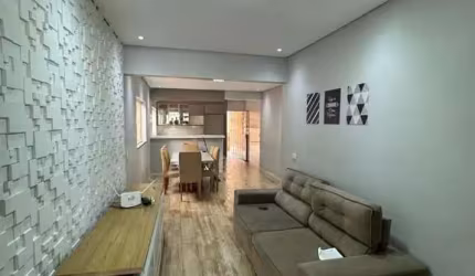 Imperdível: Casa à venda em Guarulhos-SP, Jardim Presidente Dutra, 3 quartos, 3 banheiros, 4 vagas, 150m² de área.