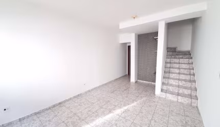 Casa com 2 quartos à venda na Vila Espanhola, São Paulo , 80 m2 por R$ 308.000